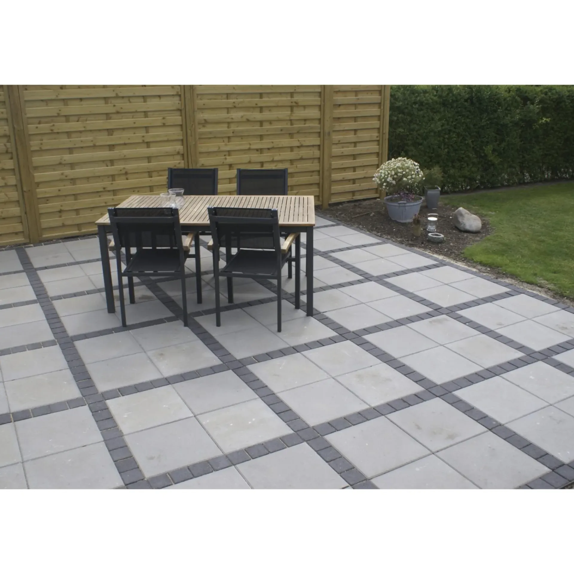 BETONBROSTEN 6 X 10 X 10 CM SORT|IBF New