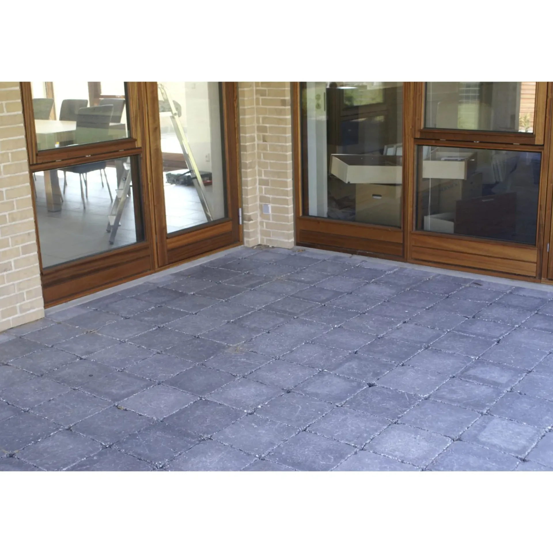 HOLMEGAARDSTEN KVADRAT BELÆGNINGSSTEN 7 X 28 X 28 CM SORT/ANTRACIT|IBF