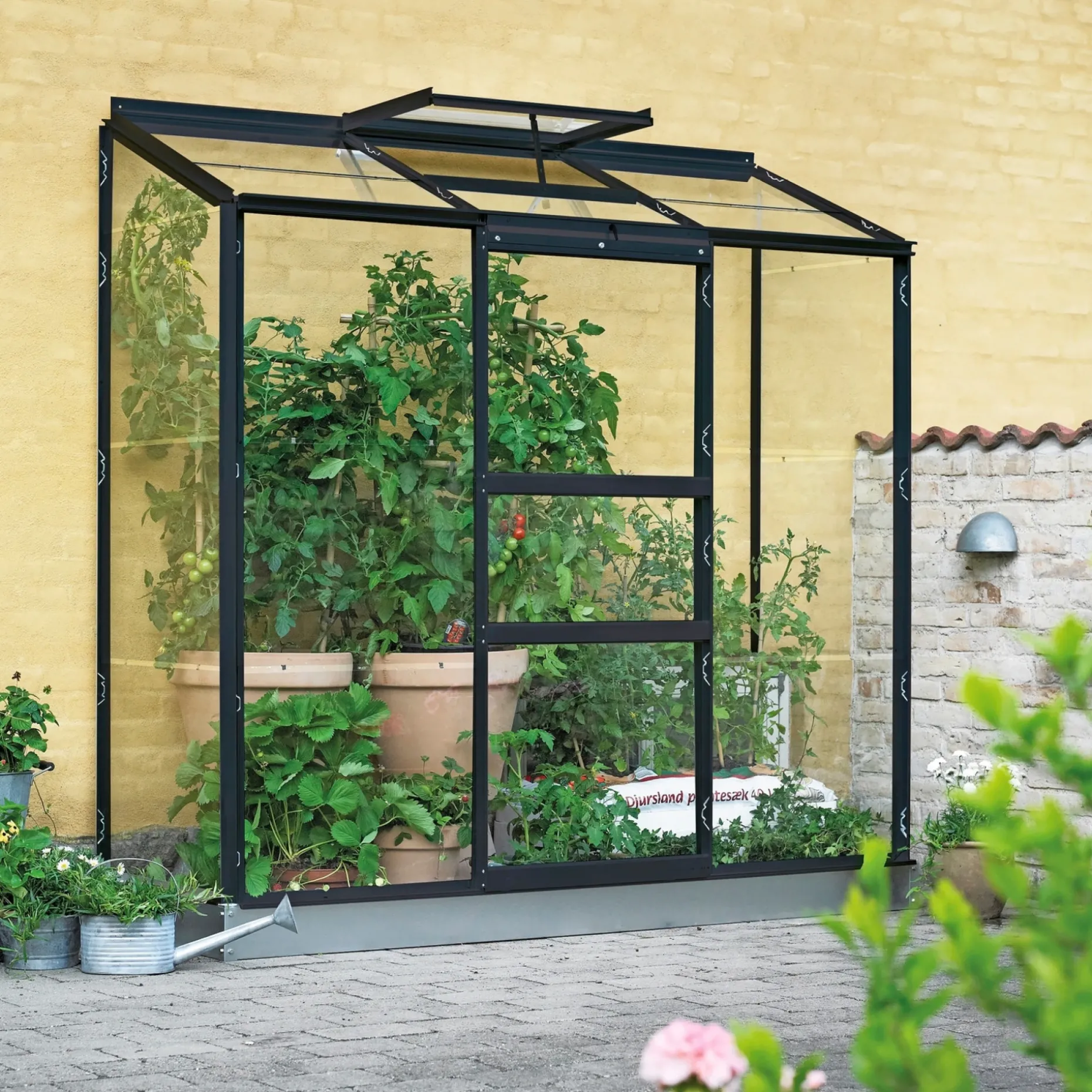 OUTRIUM VÆGDRIVHUS 3 MM DELT GLAS SORT 1,3 M2
