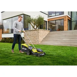 PLÆNEKLIPPER AKKU 18V MED BATTERI OG LADER|Ryobi